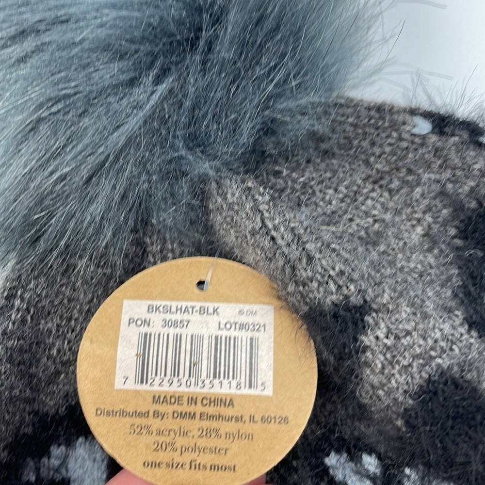 NWT Britt’s Knits Beanie Snow Leopard with Pom Dark Gray - Picture 4 of 6